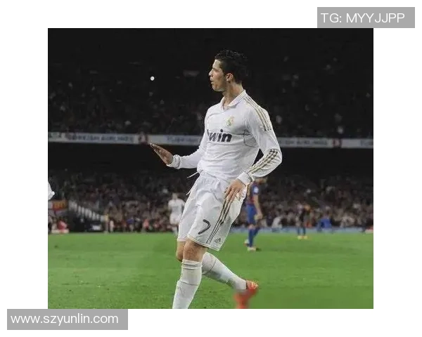 足球历史十大神奇球星揭秘 他们的传奇成就永载史册